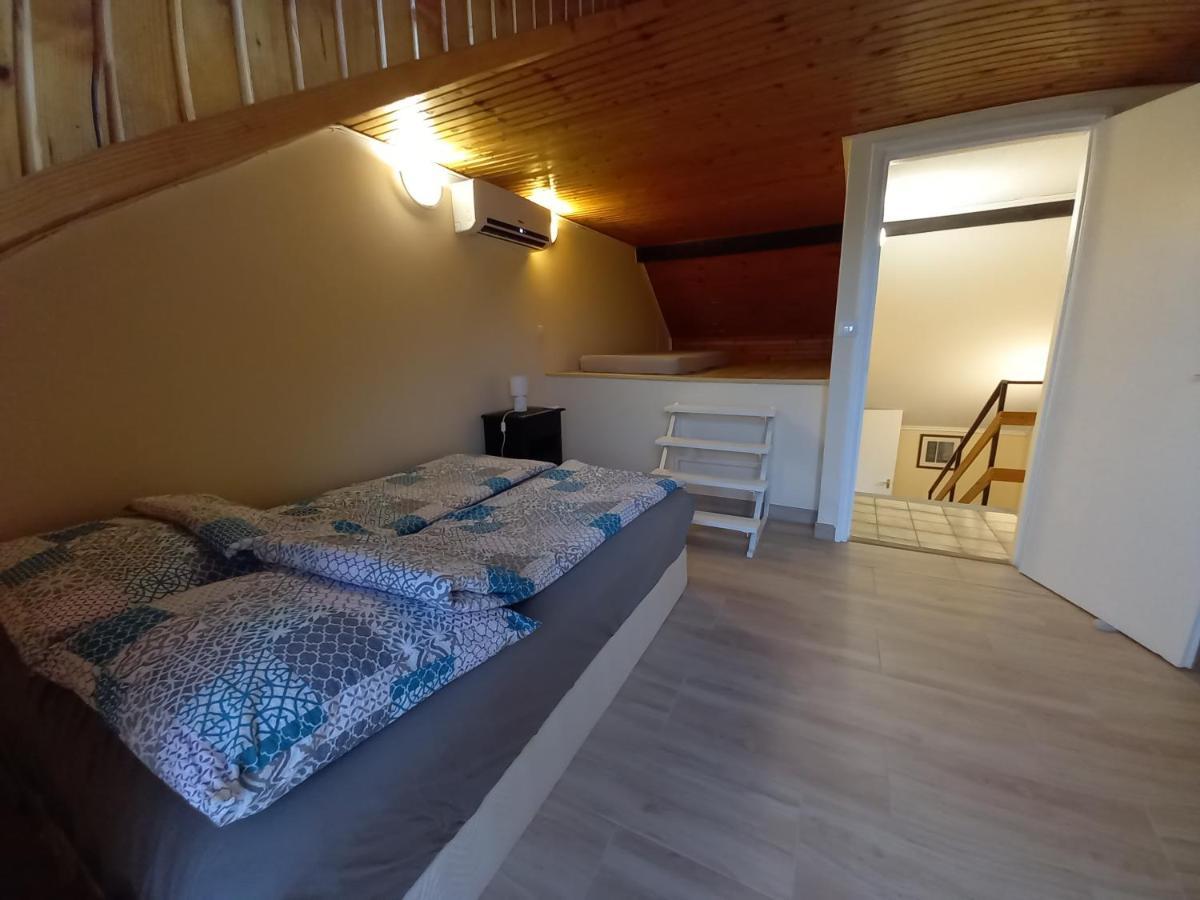 Malibu Apartment Balaton North Balatonalmádi Esterno foto